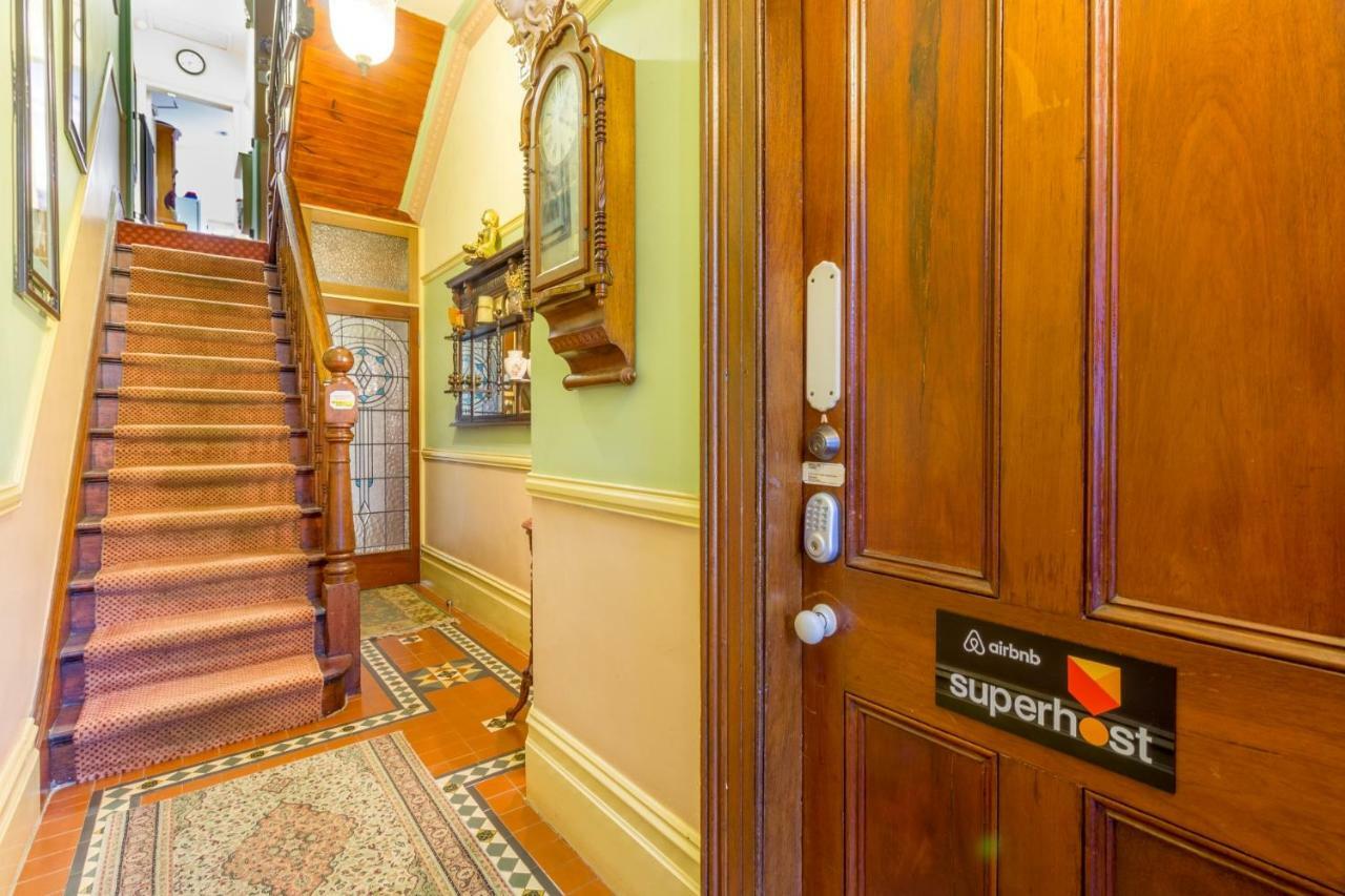 Superb Surry Hills Studio Room - Great Location Sydney Eksteriør billede